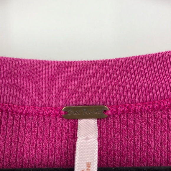 Free People Thermal Top Size M Purple Fitted Notch Neck Crochet Long Sleeve - Picture 6 of 16